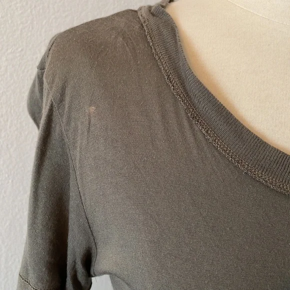 Truly madly deeply soft tee - Picture 4 of 6